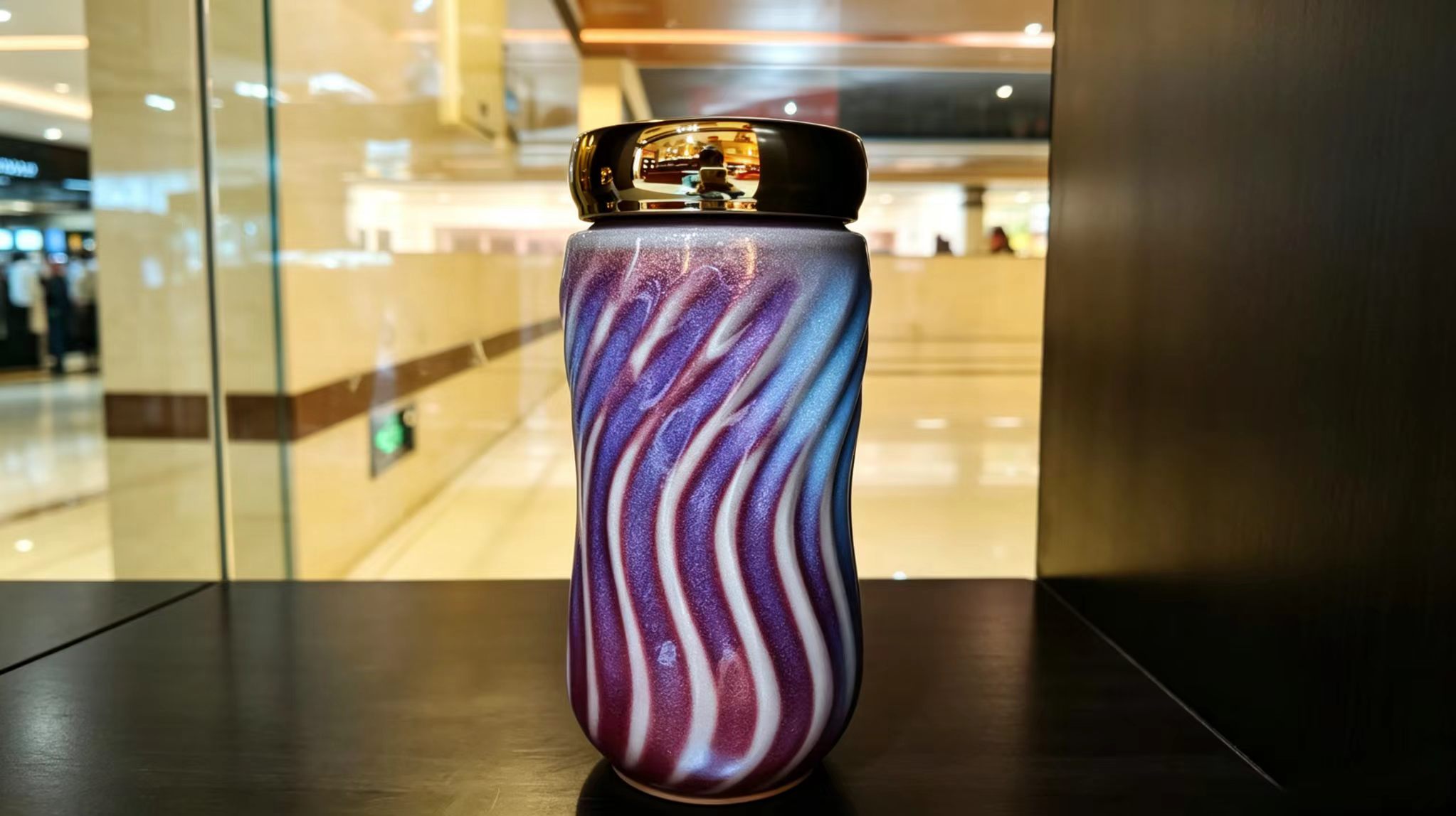 紫蓝条纹保温杯